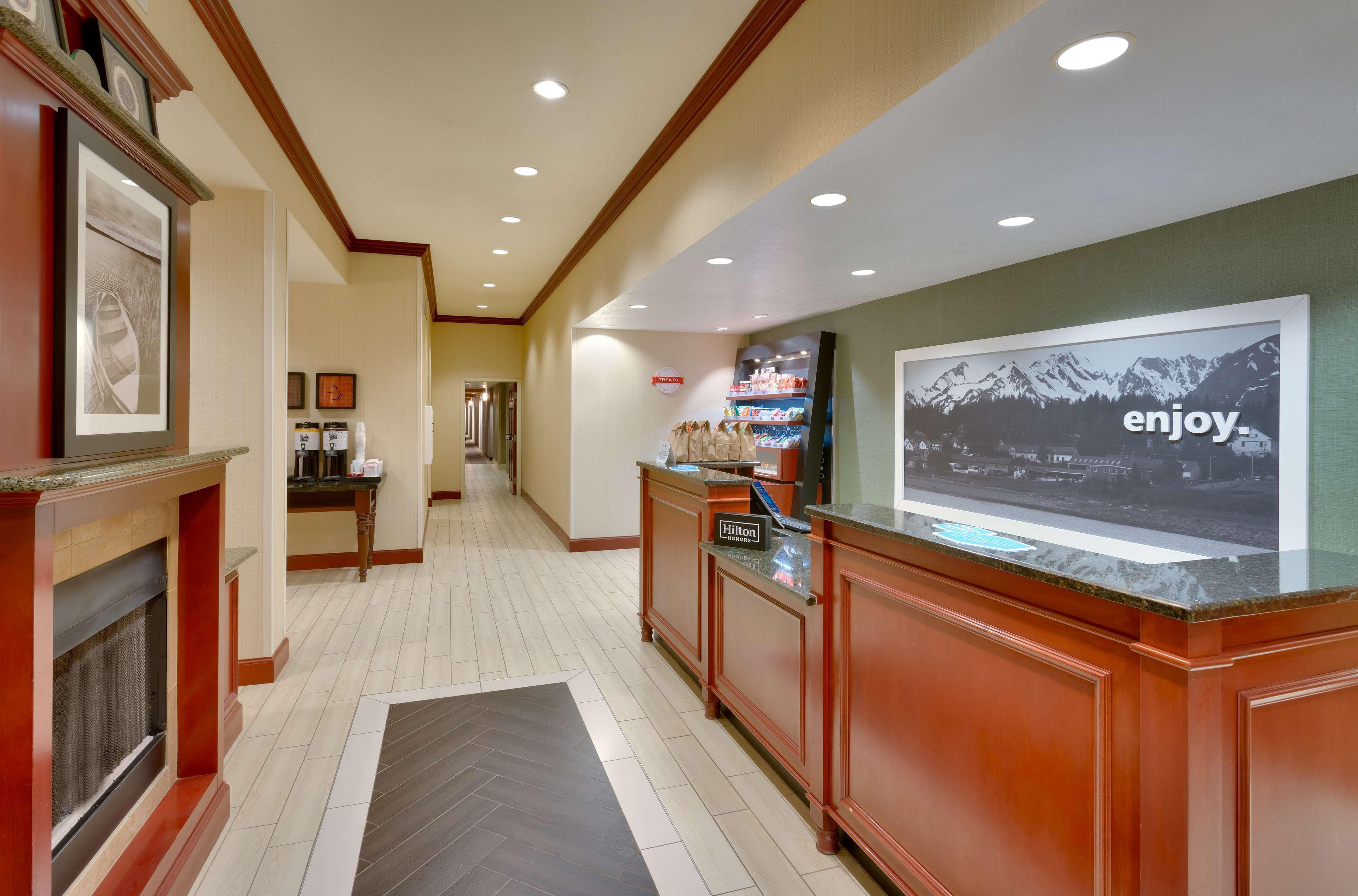 Hampton Inn Tremonton Bagian luar foto