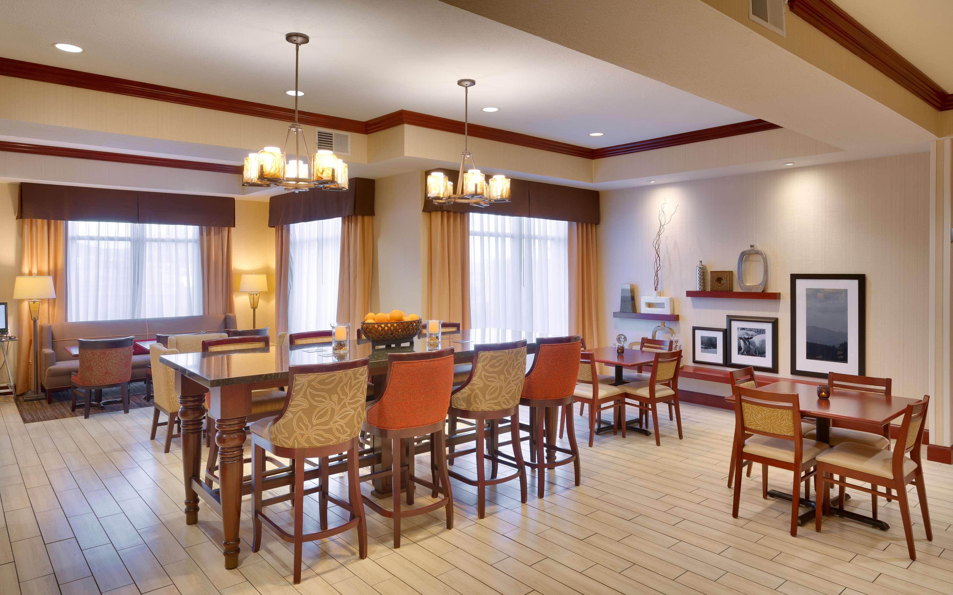 Hampton Inn Tremonton Bagian luar foto