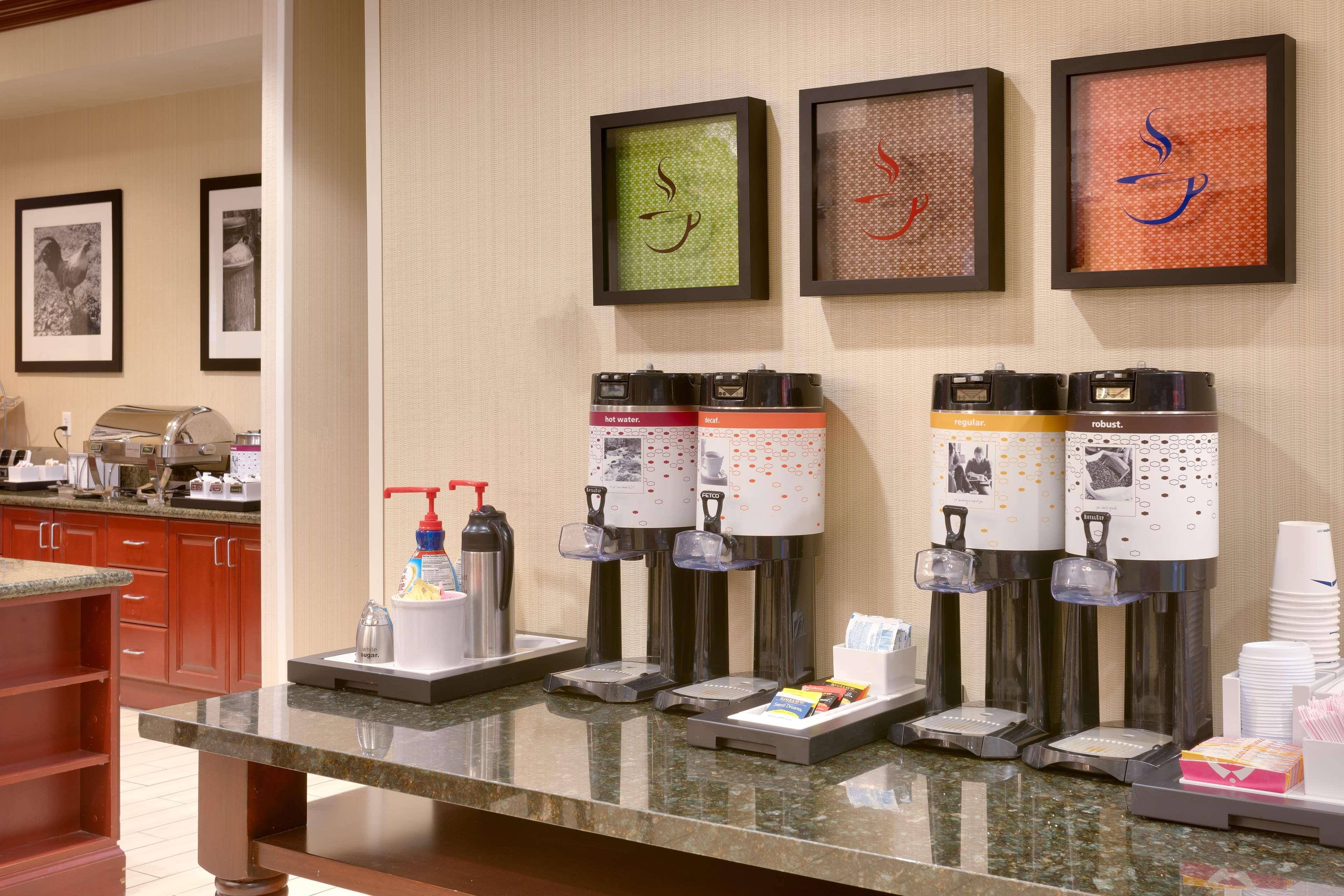 Hampton Inn Tremonton Bagian luar foto