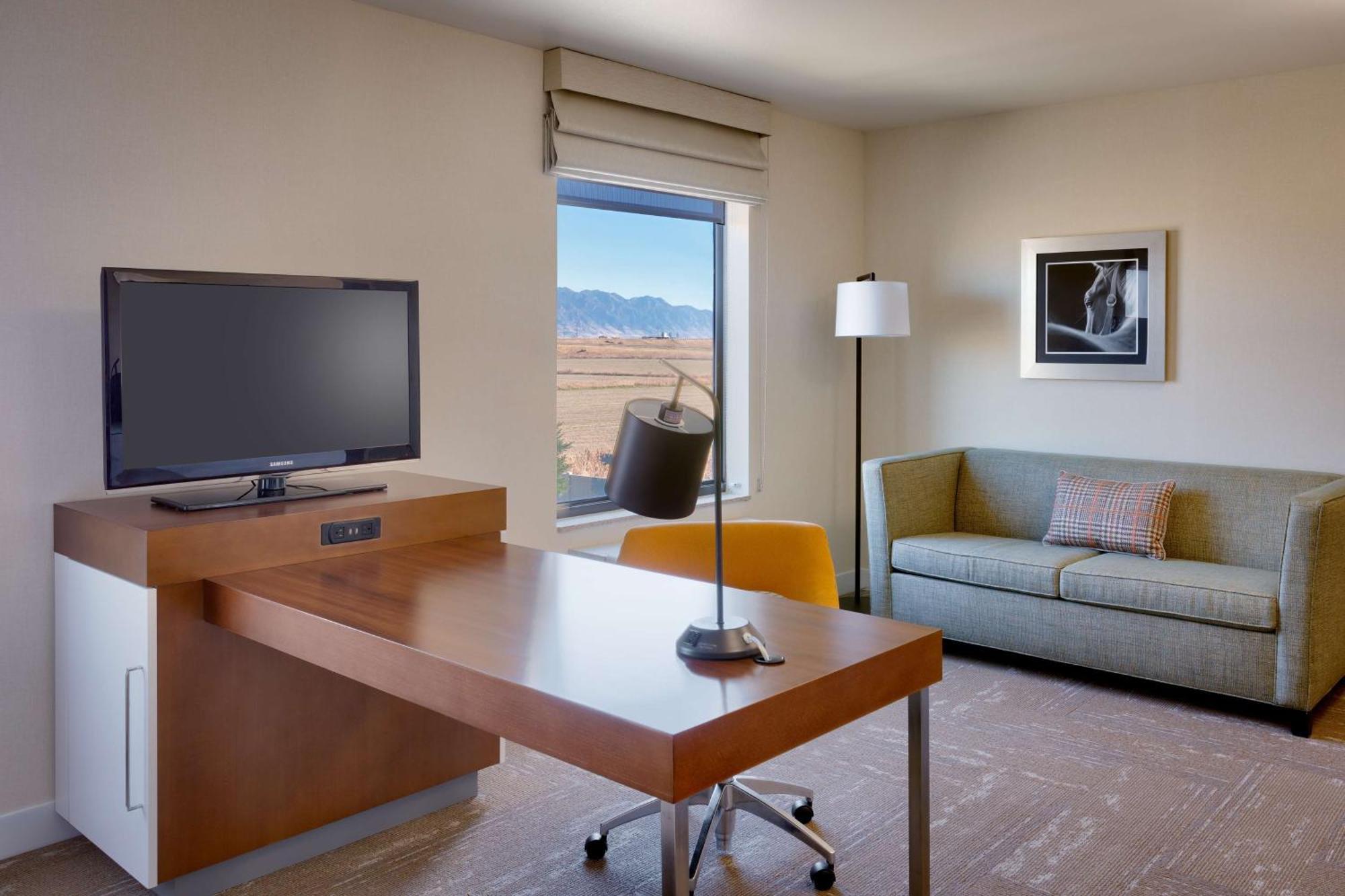 Hampton Inn Tremonton Bagian luar foto
