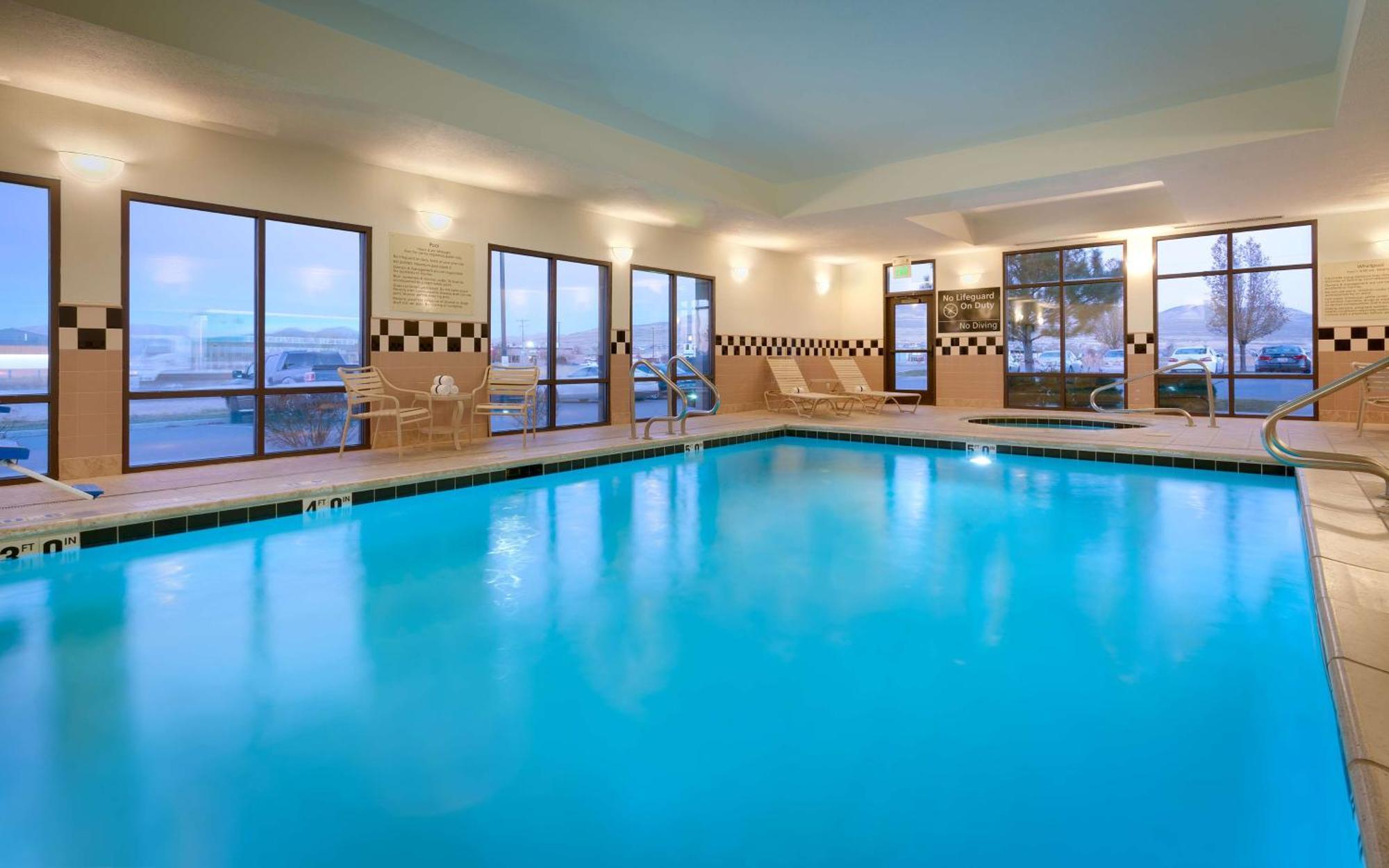 Hampton Inn Tremonton Bagian luar foto