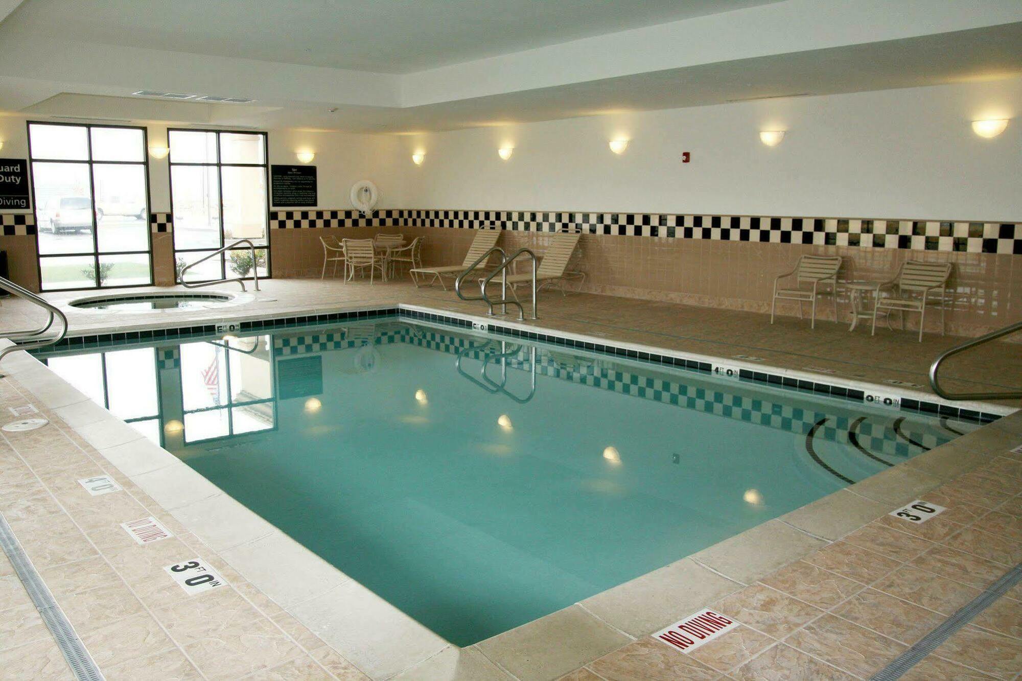 Hampton Inn Tremonton Bagian luar foto
